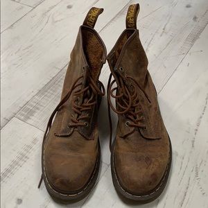 Brown doc marten boots